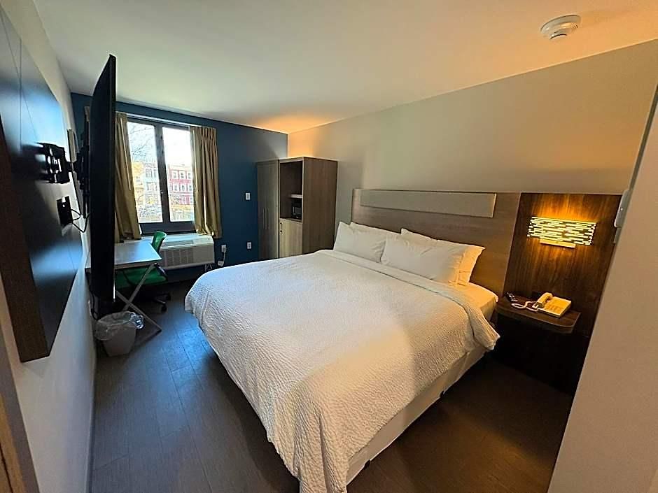 Express & Bronx - Barnabas Area By Ihg Hotel