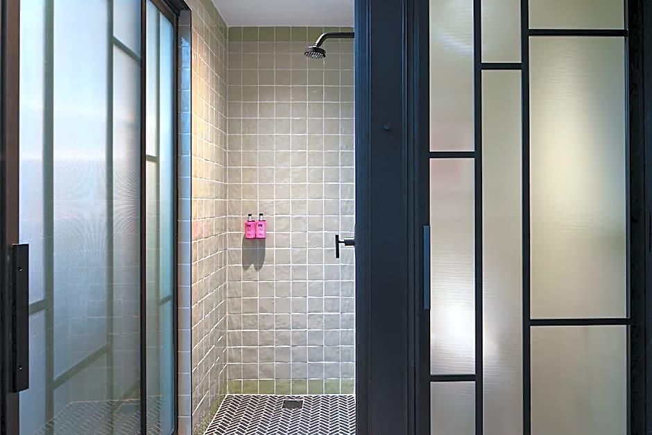 Moxy Brooklyn Williamsburg New York