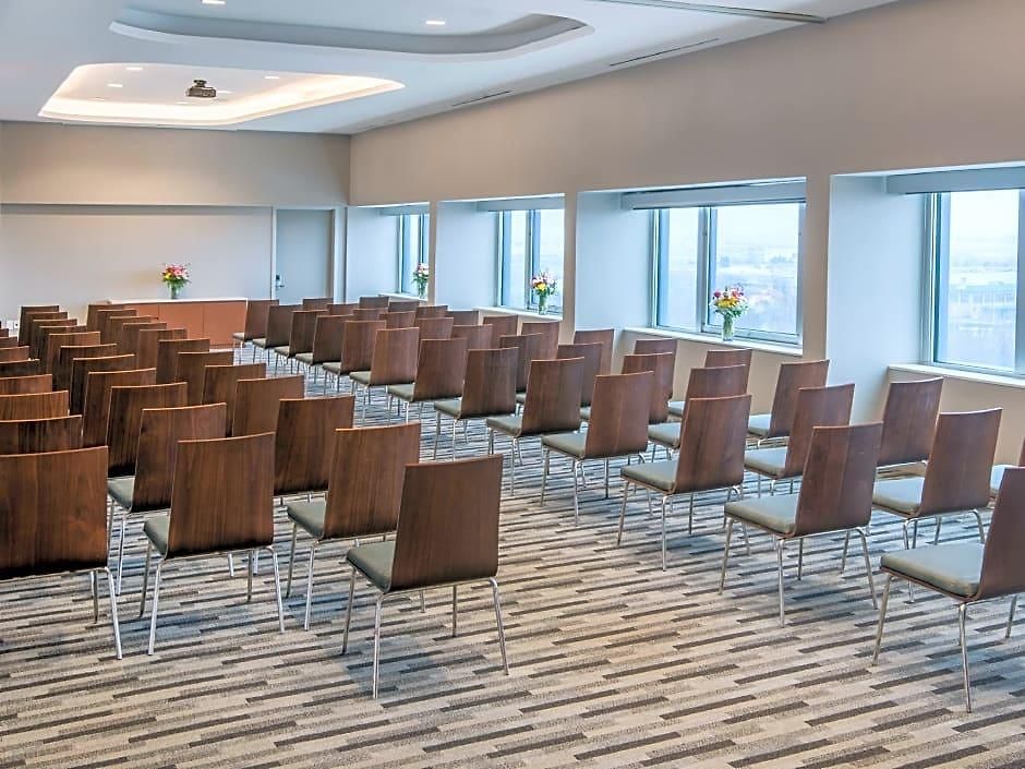 Crowne Plaza Jfk Airport City, An Ihg 4*