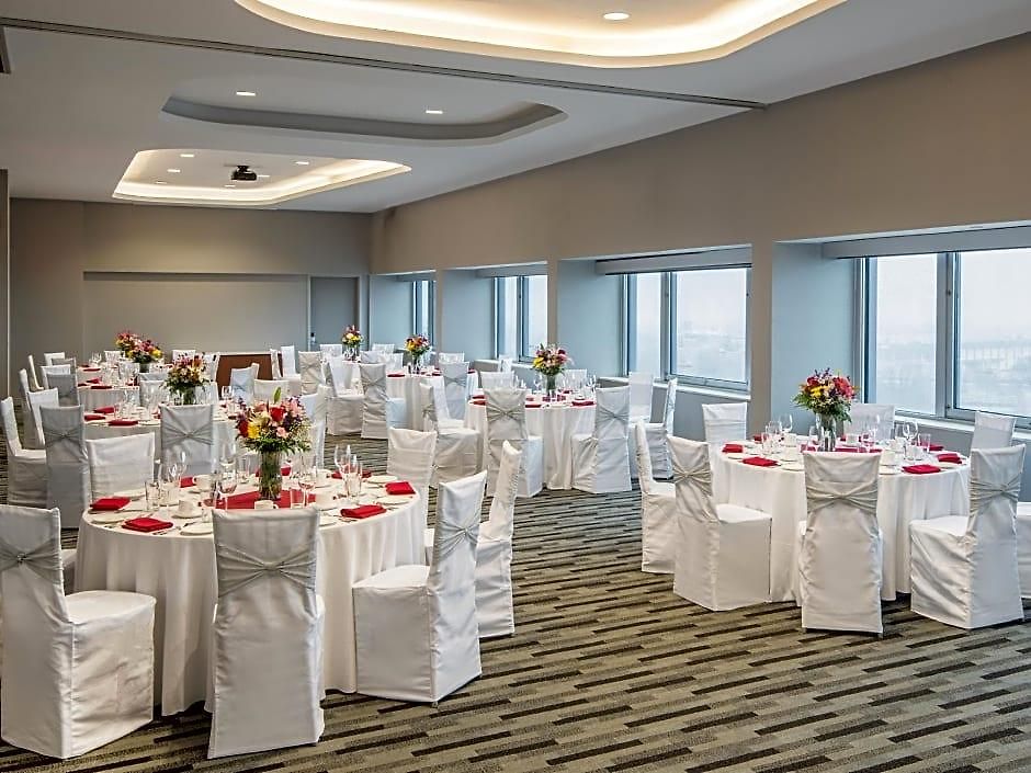Hotel Crowne Plaza Jfk Airport City, An Ihg 4*