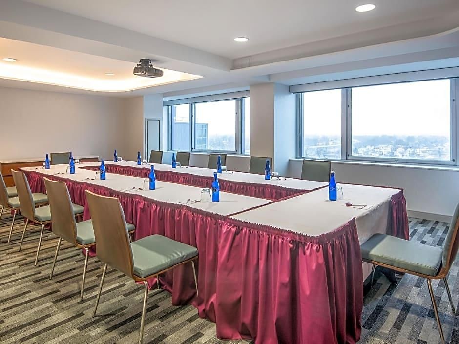 Crowne Plaza Jfk Airport City, An Ihg Hotel