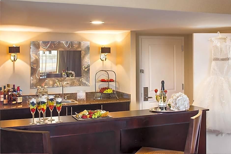 Doubletree By Hilton New York-laguardia Hotel New York