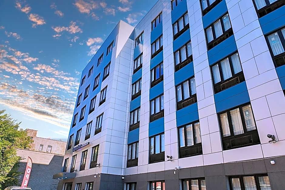 Days By Wyndham Bronx Nyc Hotel 3*