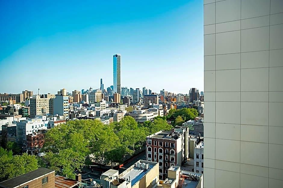 Moxy Nyc Lower East Side Hotel