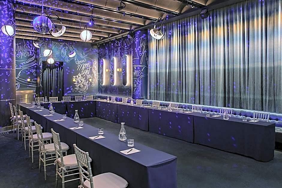 Hotel Moxy Nyc Lower East Side 3*