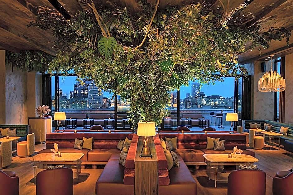 Moxy Nyc Lower East Side Hotel