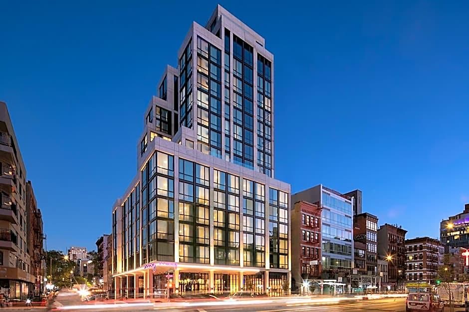 Moxy Nyc Lower East Side Hotel