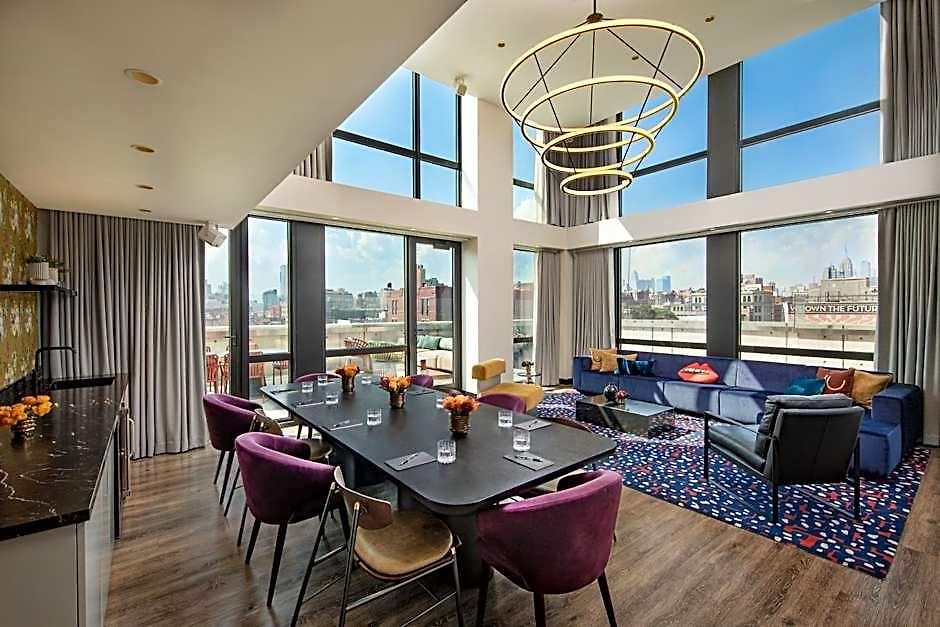 Moxy Nyc Lower East Side Hotel