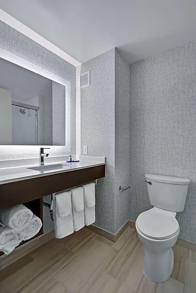 Hotel 1200 3*