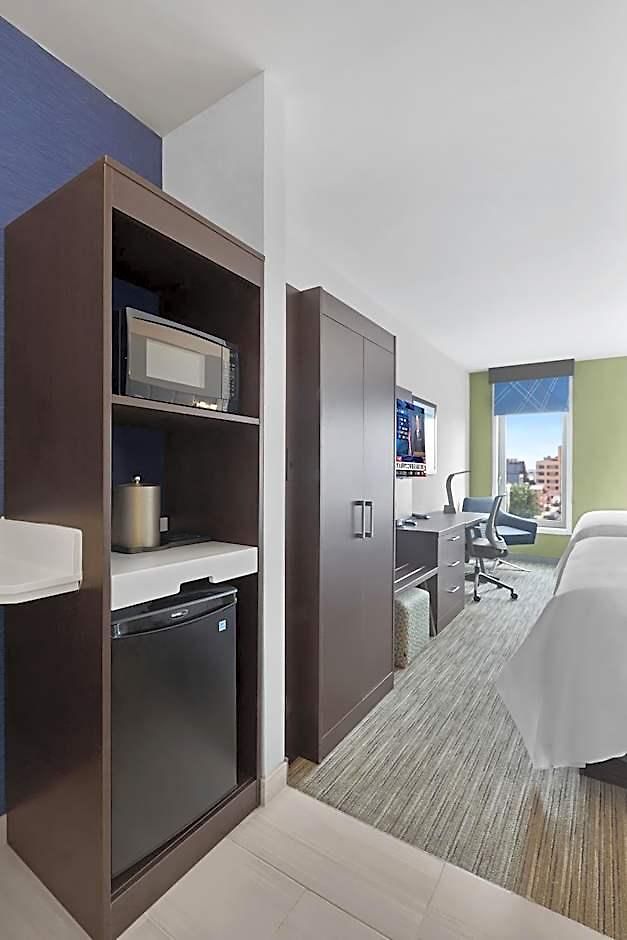 1200 Hotel 3*