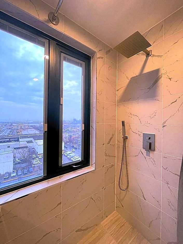 Liberty View Brooklyn Hotel 3*