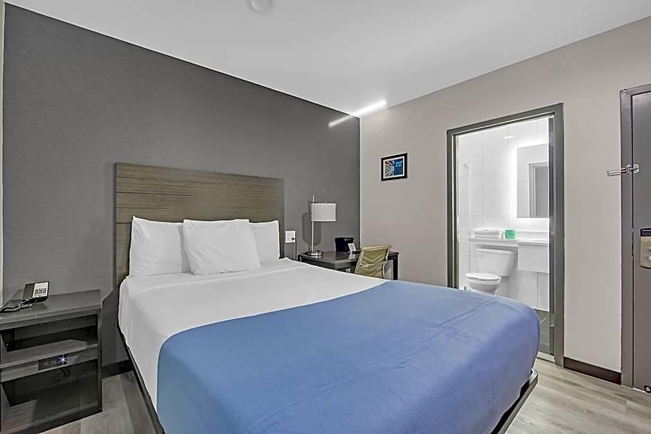 Hotel The - Long Island
