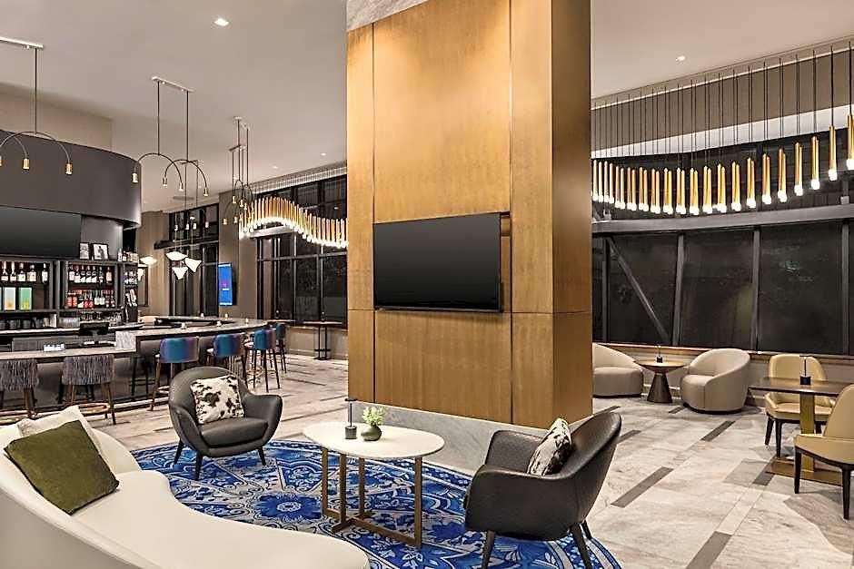 Marriott Jfk Airport Hotel 3*