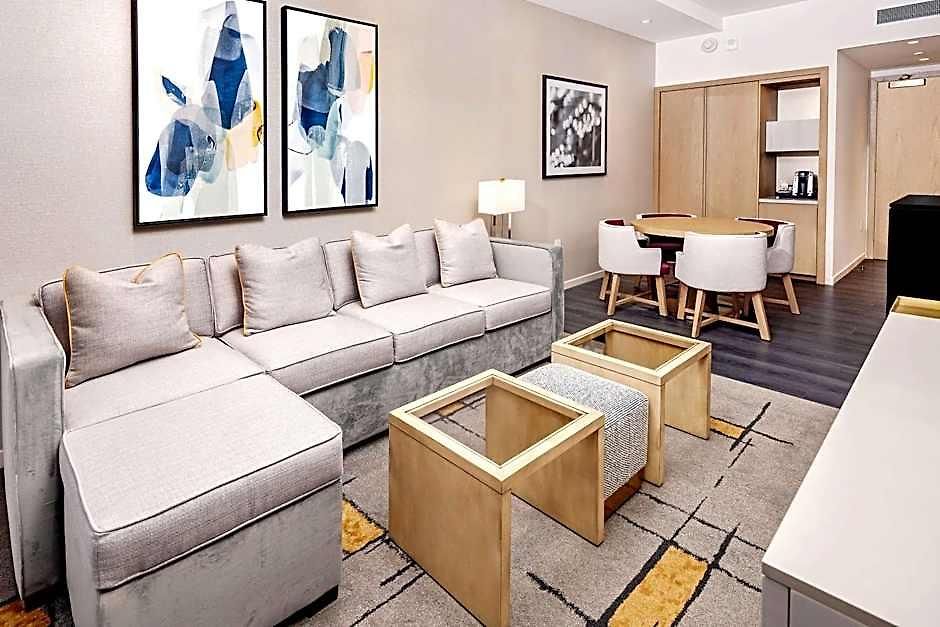 Hilton Club The At 5th New York