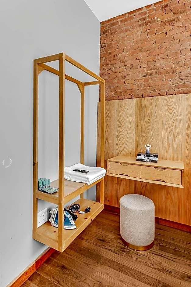 Morris (adults Only) Guest house