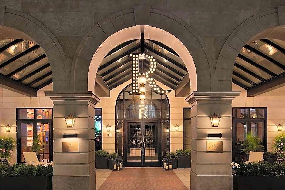 Hotel Renaissance Chelsea 4*