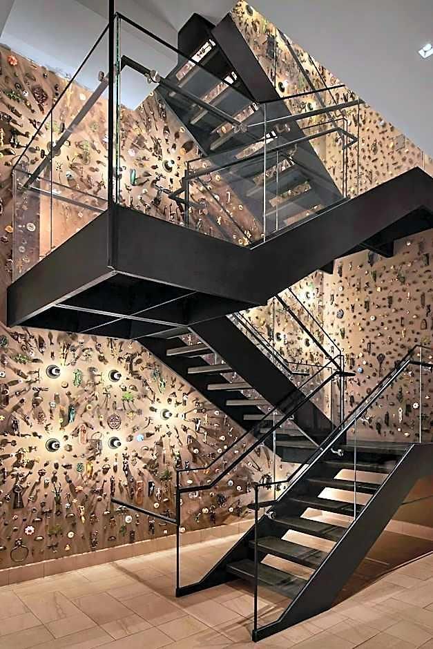 Renaissance Chelsea Hotel 4*