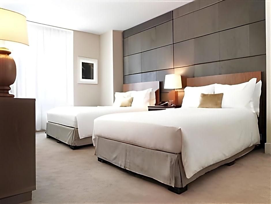 Sixty Soho Hotel 4*