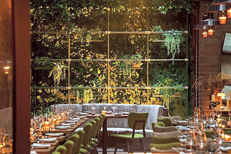 Moxy Nyc East Village Hotel 3*