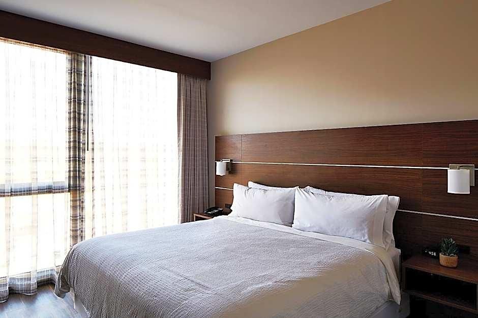 Express - Nyc Brooklyn - Sunset Park By Ihg