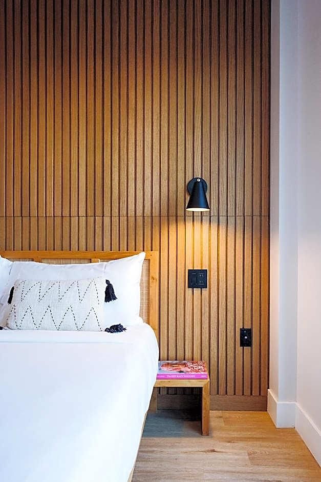 Hotel The Rockaway New York