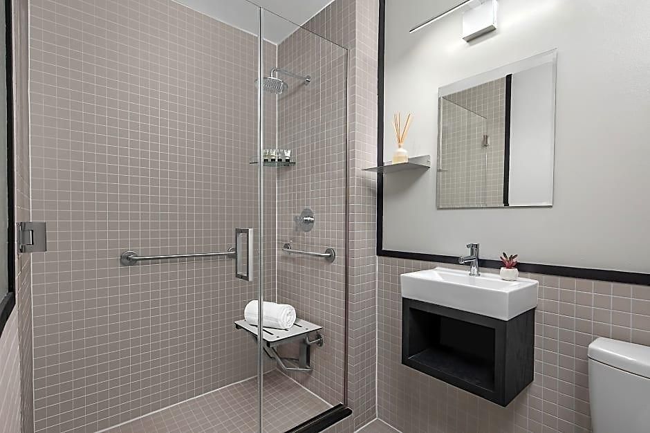 The Baltic Hotel 3*