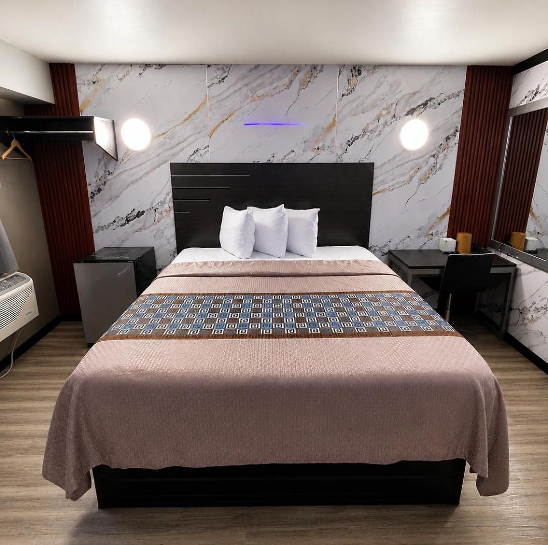Opus Bronx Near Bay Plaza Mall New York
