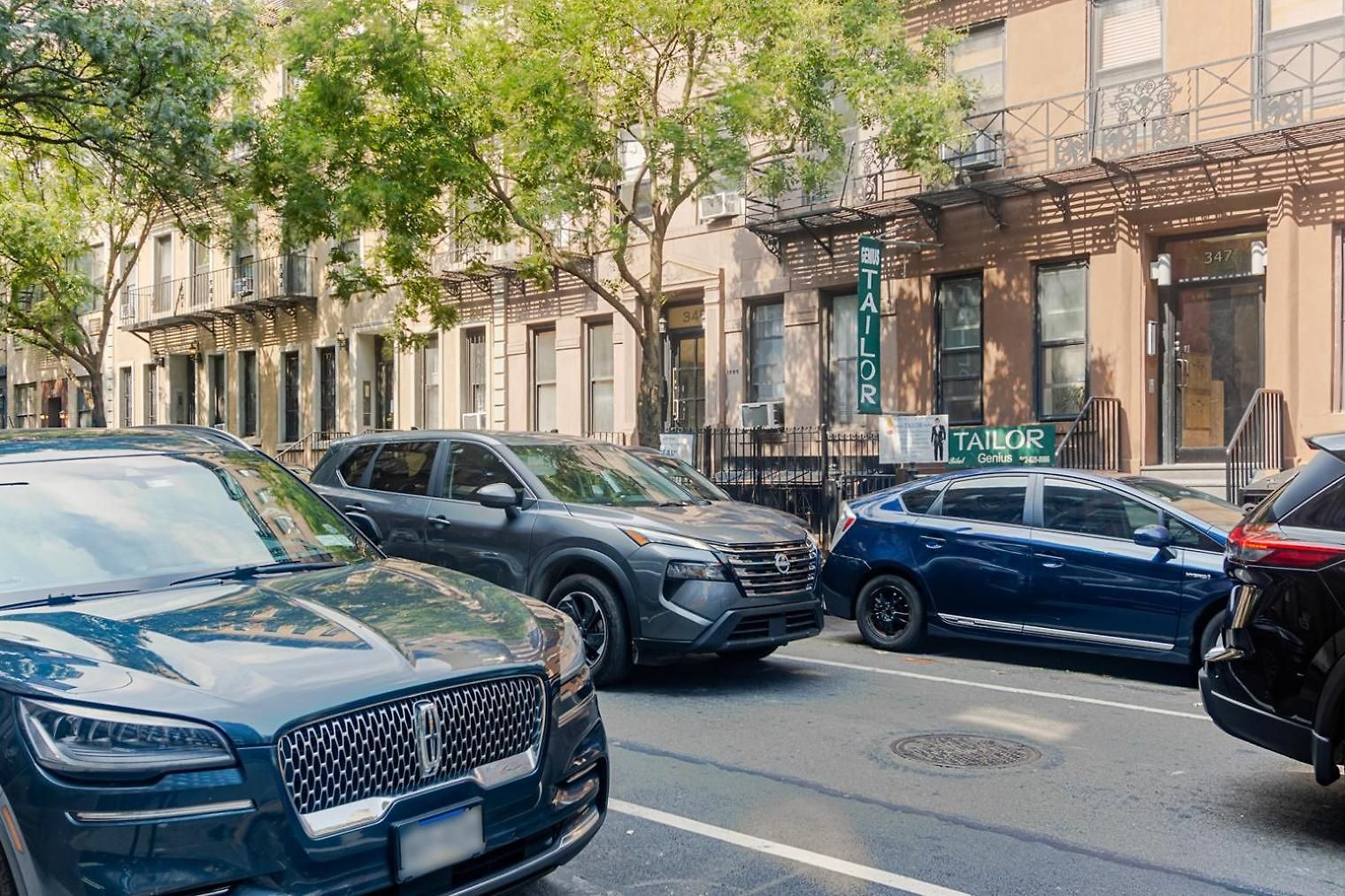 Lenox Hill 2br W Elevator Doorman Nyc-1012 Apartment