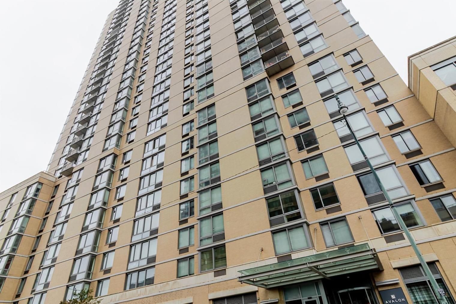 Apartment Lic 1br W Wd Elevator Doorman Nr E River Nyc-764 New York