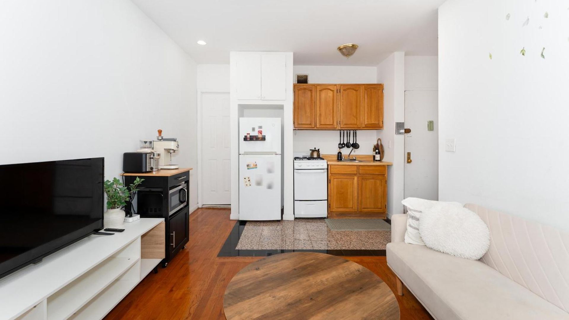 Apartment Chic One Bedroom Retreat In Downtown Manhattan *