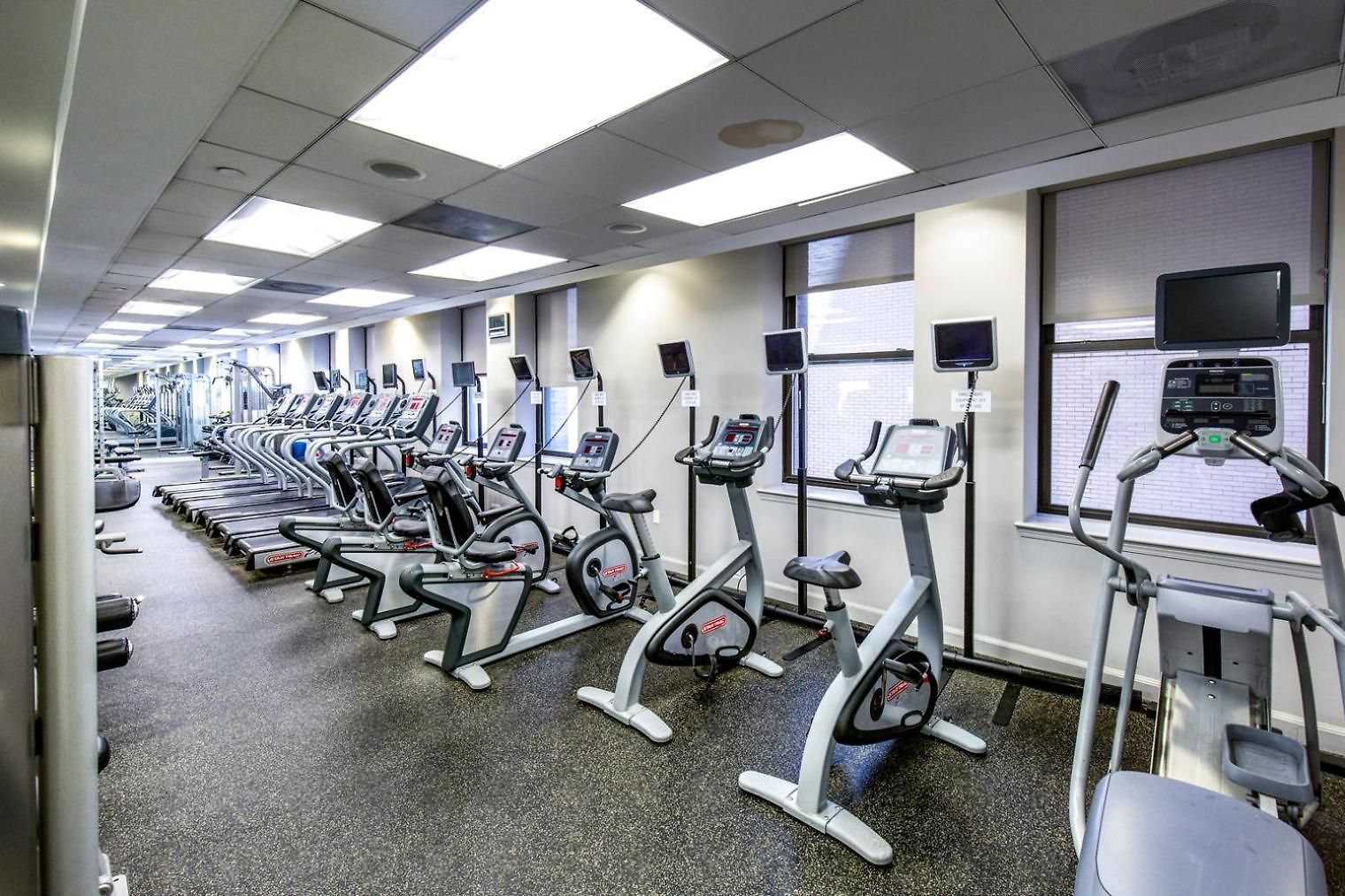 Modern Fidi 1br W Roofdeck Gym Doorman Nyc-443 Apartment New York