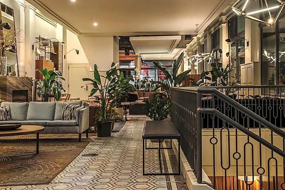 Walker Tribeca 4*