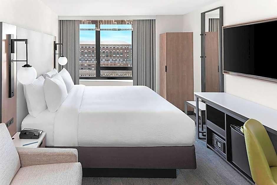 Fairfield & By Marriott Manhattan/times Square South