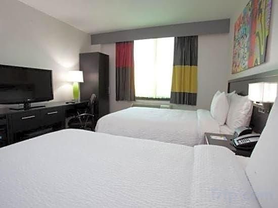 Fairfield & By Marriott Queens/queensboro Bridge Hotel 3*