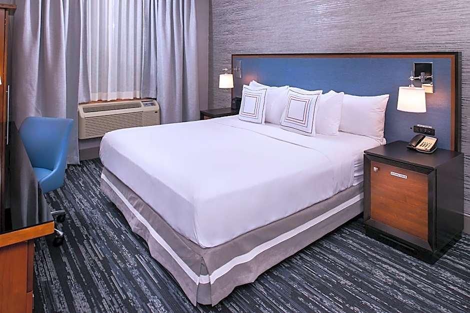 Hotel Fairfield By Marriott Manhattan Times Square