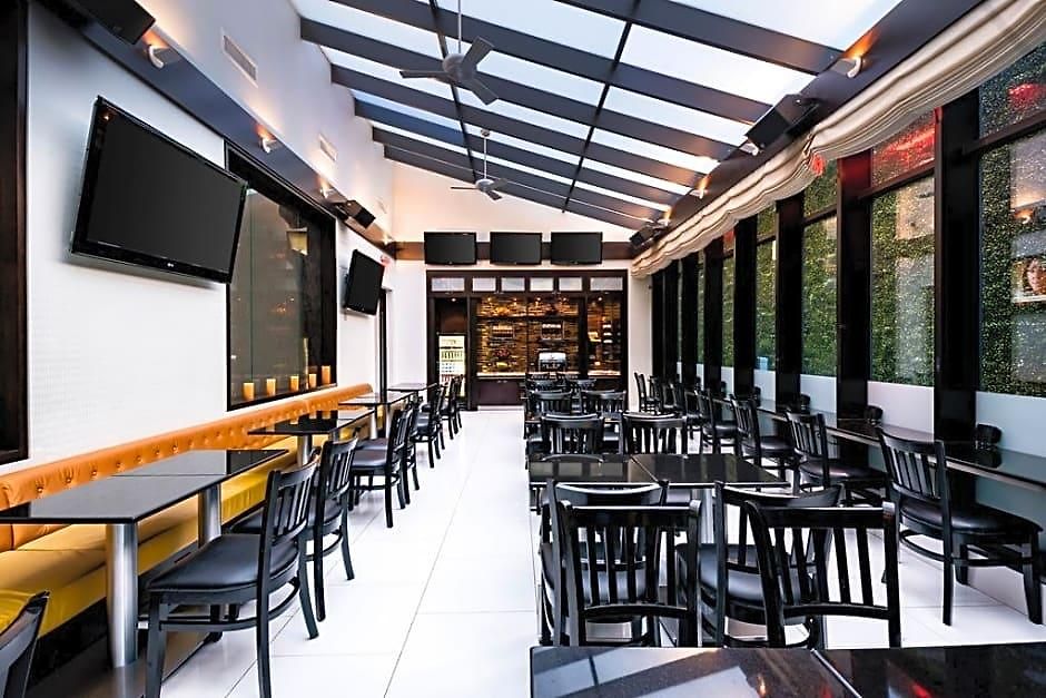 Fairfield By Marriott Manhattan Times Square Hotel