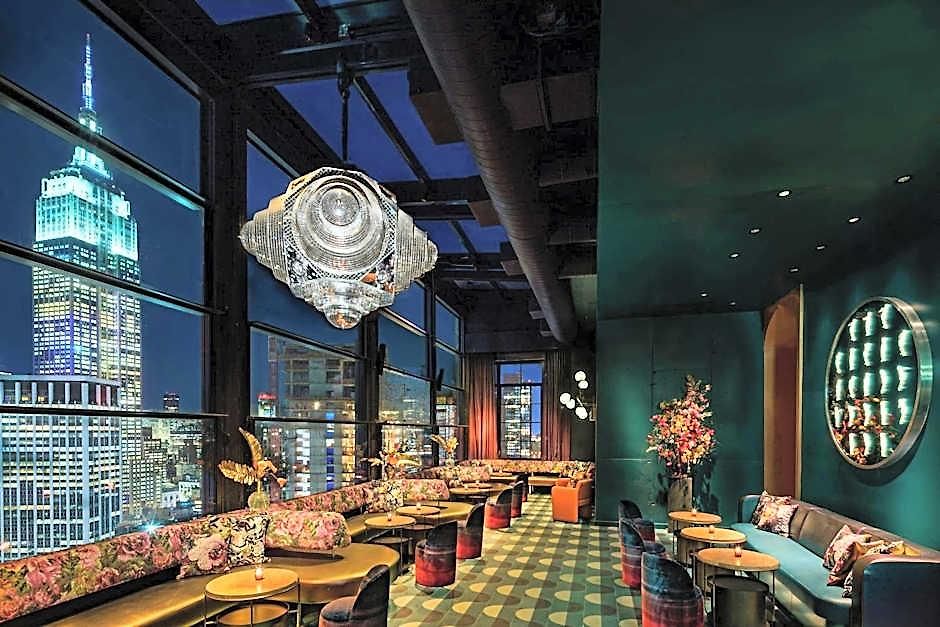 Moxy Nyc Chelsea Hotel