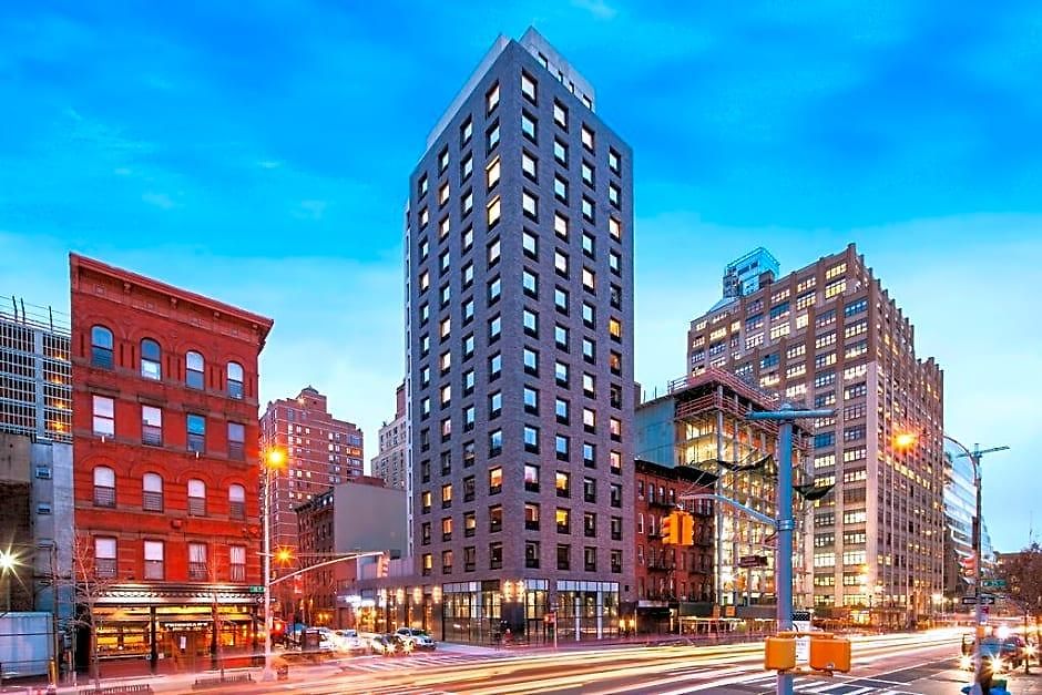 Four Points By Sheraton Manhattan Midtown West Hotel 4*