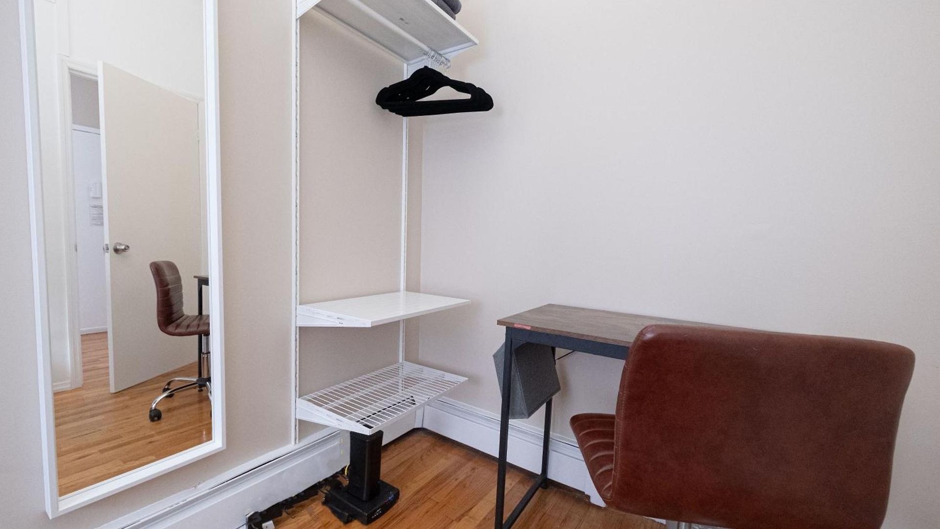 Sunlit 2br Park North Elevator & Laundry *