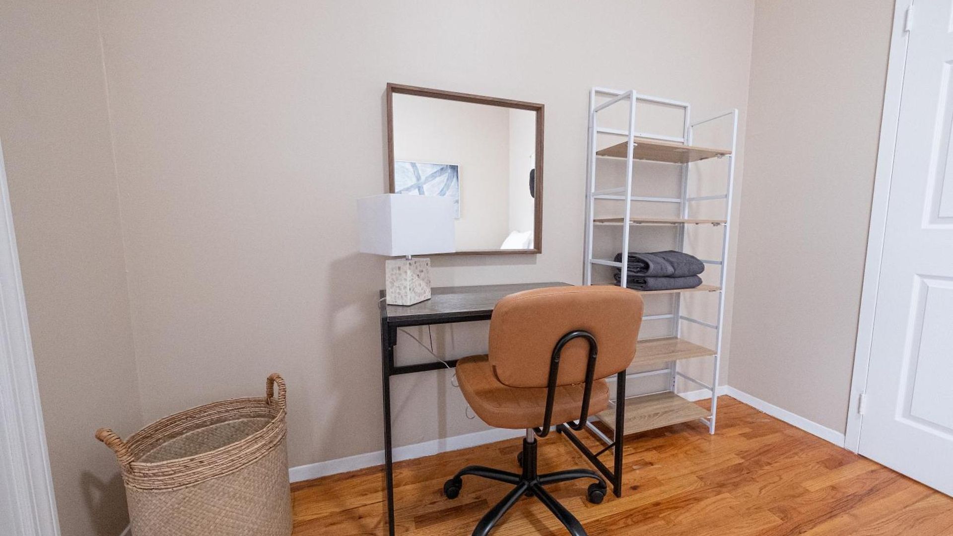 Apartment Sunlit 2br Park North Elevator & Laundry *