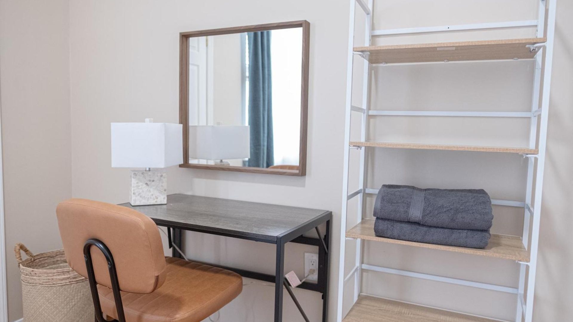 Apartment Sunlit 2br Park North Elevator & Laundry