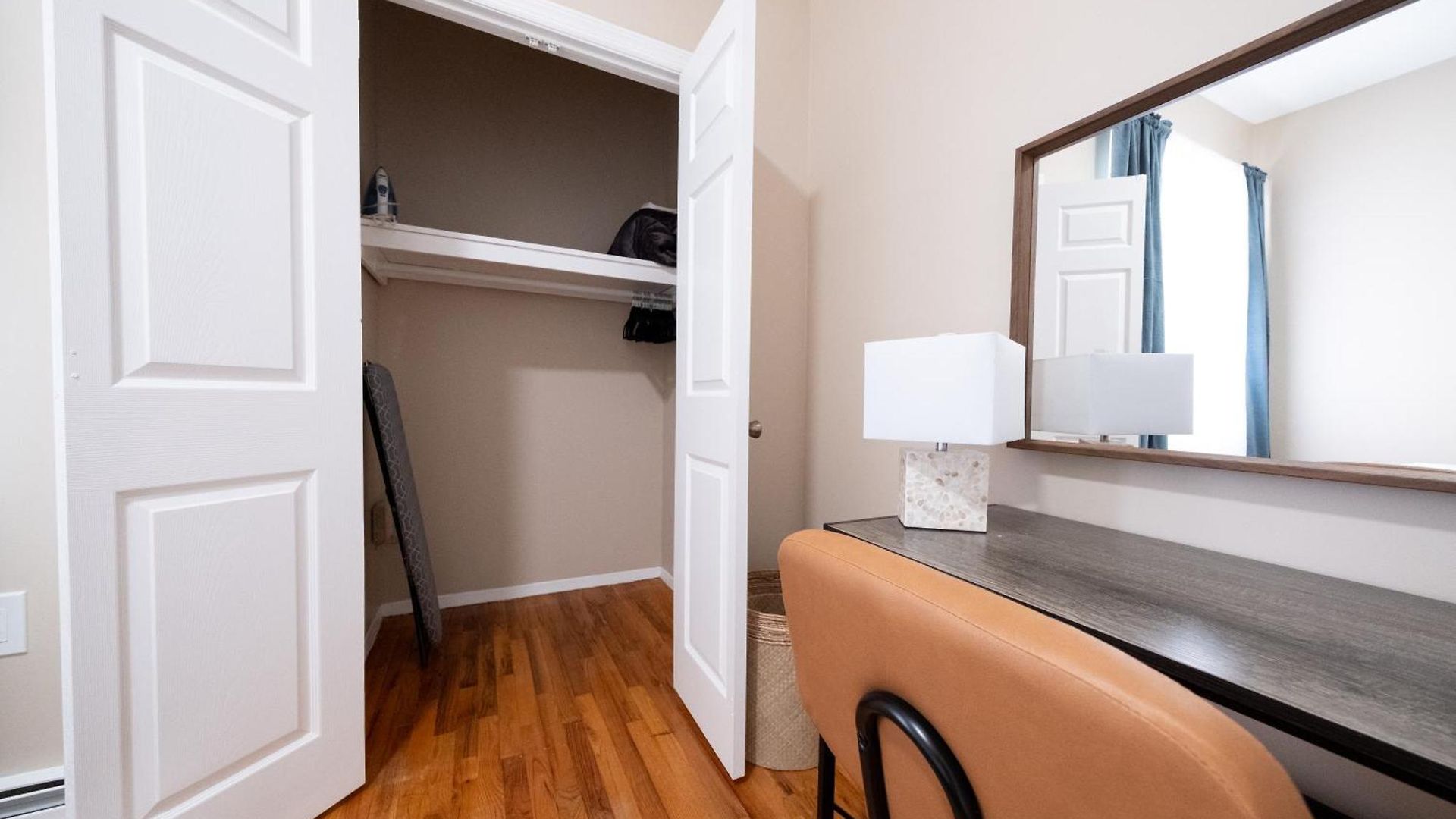 Apartment Sunlit 2br Park North Elevator & Laundry *