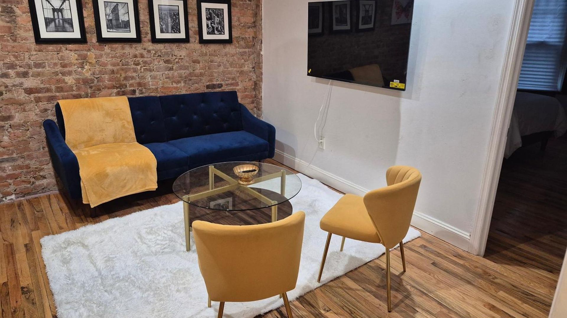 Relax And Unwind At Chic Bed-stuy Brownstone * New York
