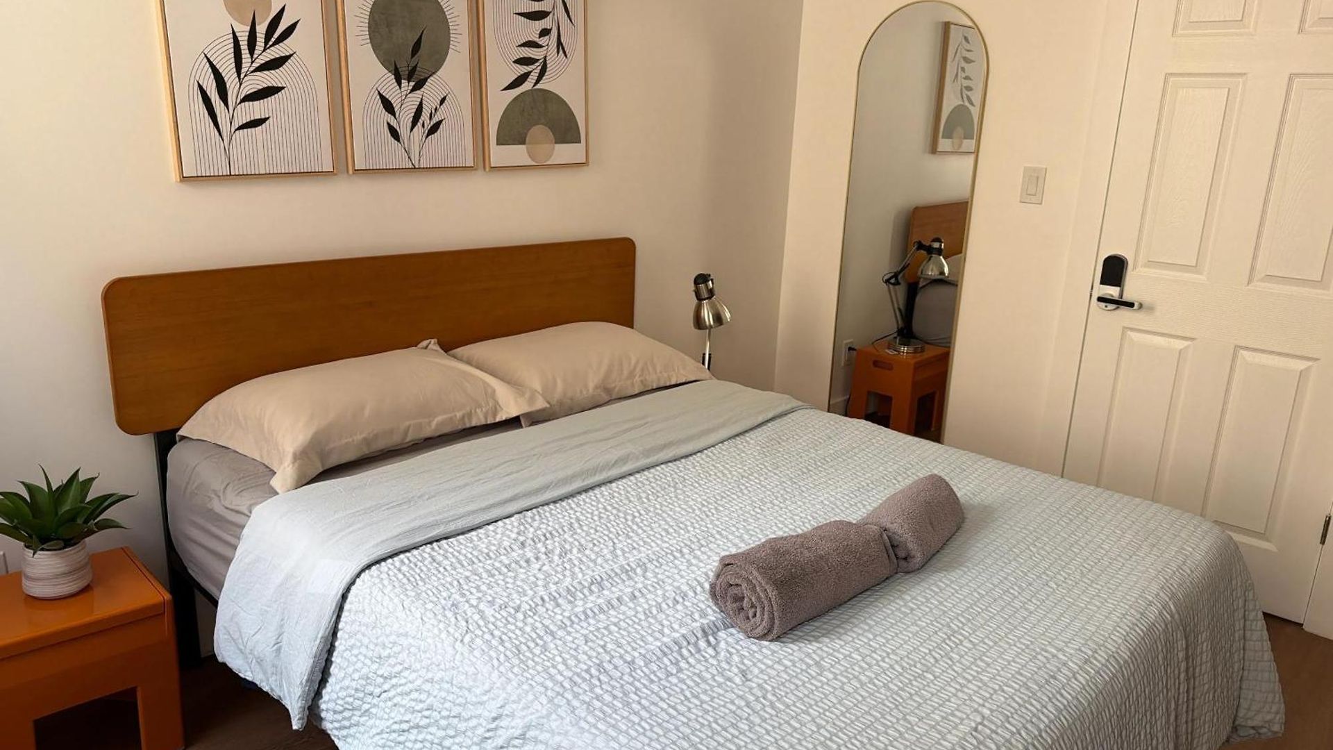Guest house The Revival Near Times Square New York