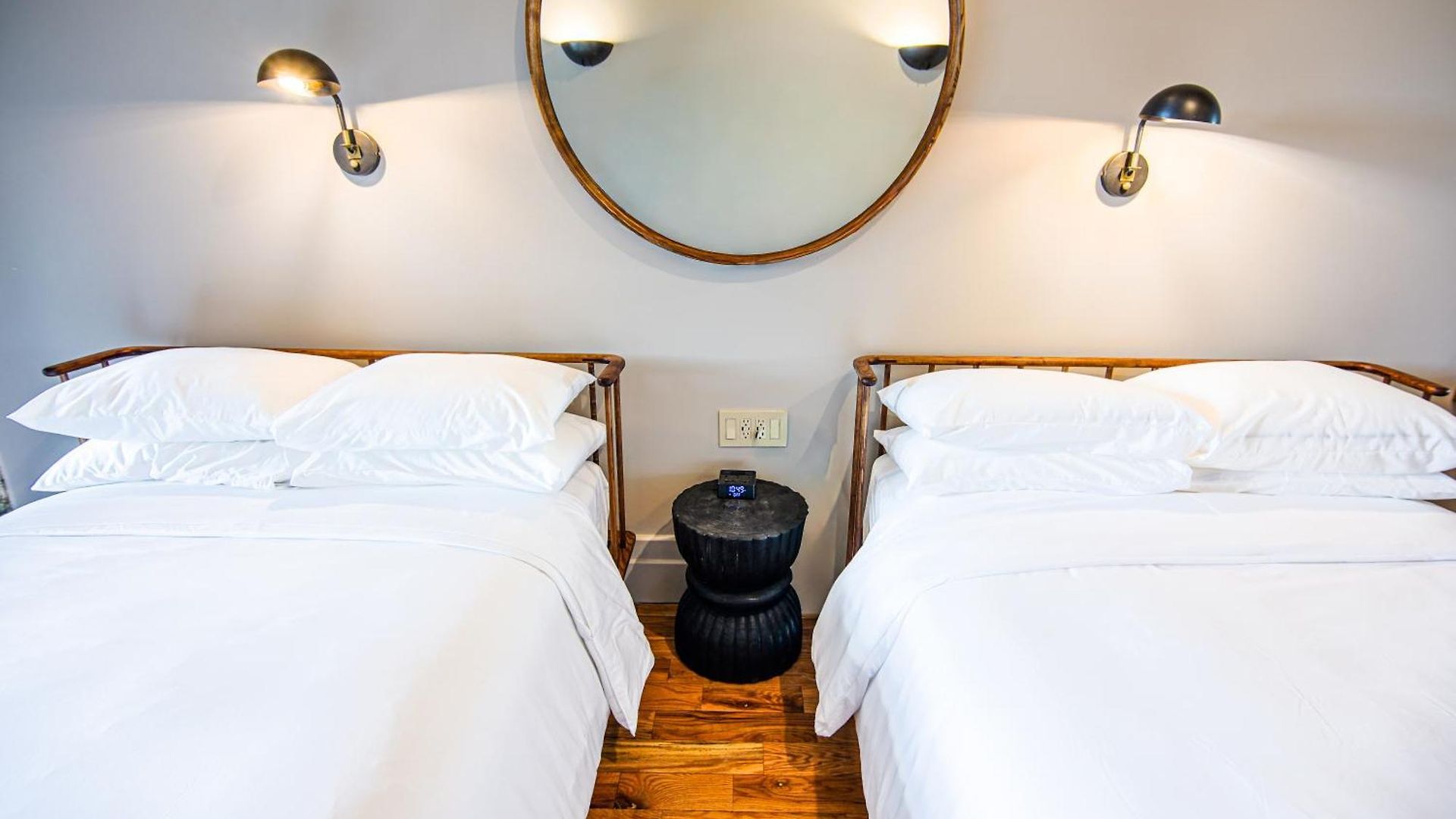 Hotel Sela V