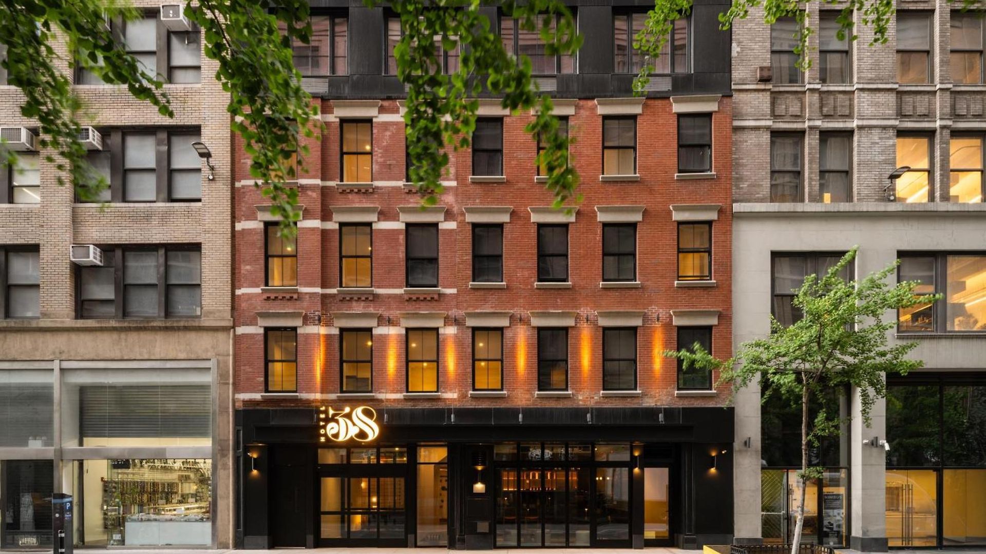 Hotel 38 City, Tapestry Collection By Hilton New York