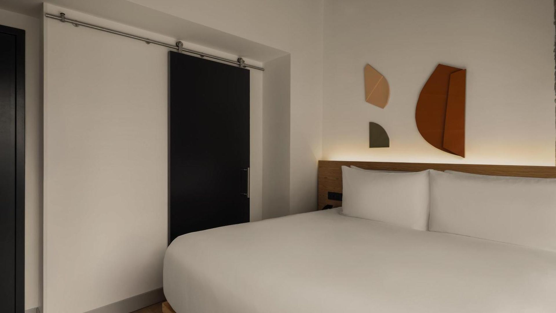 38 City, Tapestry Collection By Hilton 4*