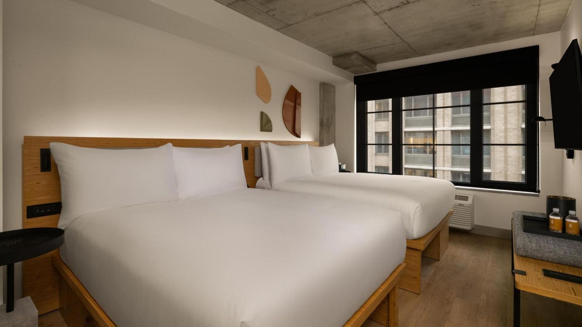 38 City, Tapestry Collection By Hilton Hotel
