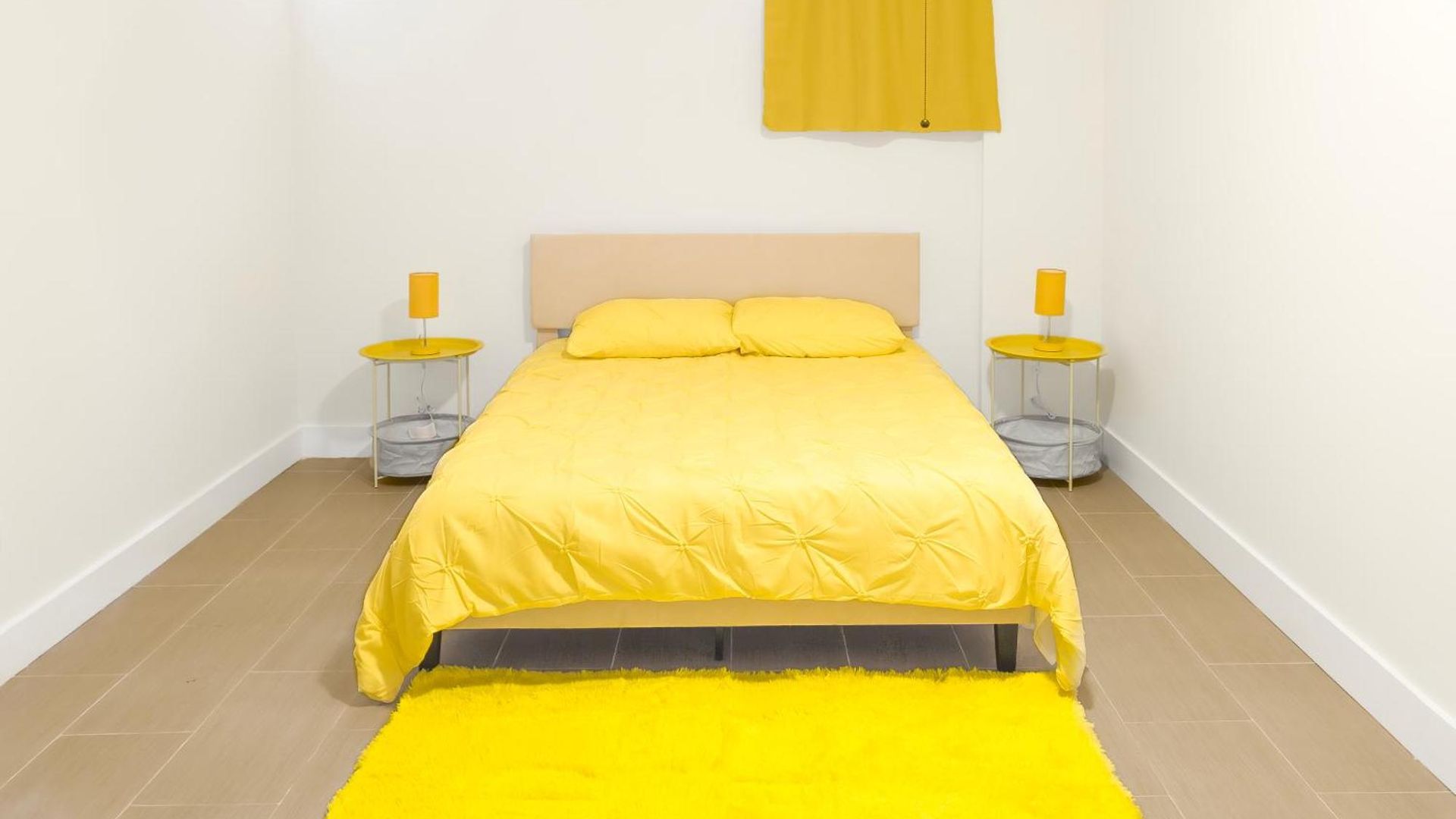 Beachh - Seaside - Yellow3090 New York