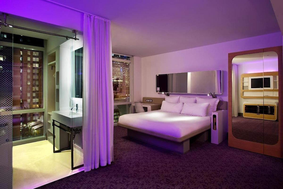 Yotel Capsule hotel *